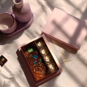 Bloom Bites & Frosted Oreo Combo -🌸🍪 De Vierra